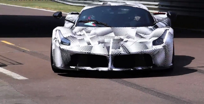 O LaFerrari vai ser posto à venda brevemente O LaFerrari vai ser posto à venda brevemente