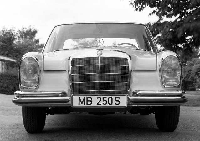 Mercedes-Benz 250 S Mercedes-Benz 250 S