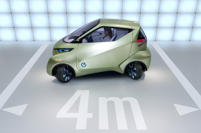 Nissan Pivo 3 fait ses débuts européens à Paris Nissan Pivo 3 fait ses débuts européens à Paris
