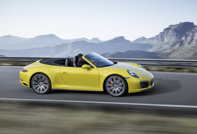 Porsche 911 Carrera 4 S Cabriolet PDK Porsche 911 Carrera 4 S Cabriolet PDK