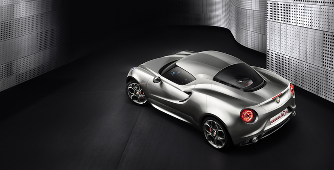 A potência do 4C deverá chegar através de um motor turbo de quatro cilindros A potência do 4C deverá chegar através de um motor turbo de quatro cilindros