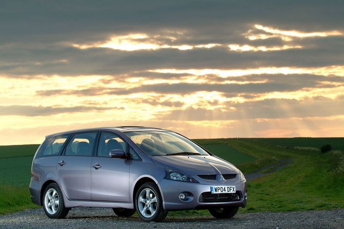 Mitsubishi Grandis 2.4 MIVEC Mitsubishi Grandis 2.4 MIVEC