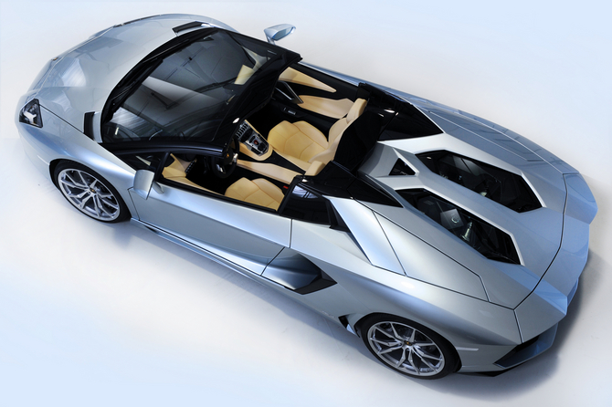 Lamborghini Aventador LP 700-4 Roadster Lamborghini Aventador LP 700-4 Roadster