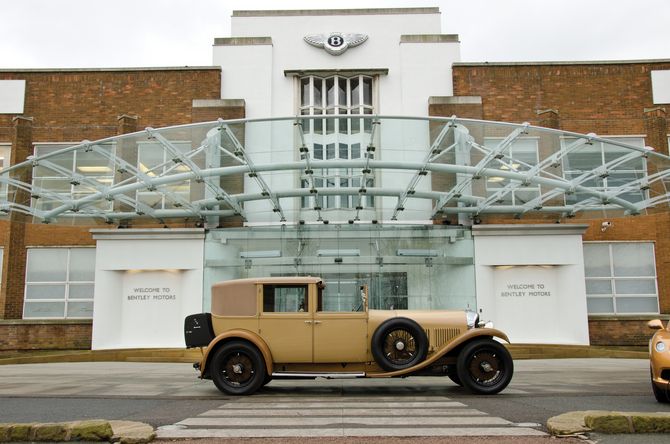 Bentley 6½-Litre Sedanca de Ville by H.J. Mulliner Bentley 6½-Litre Sedanca de Ville by H.J. Mulliner