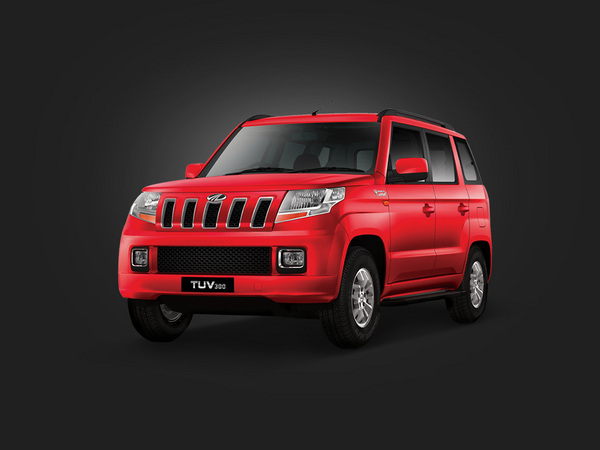 Mahindra TUV300 T4 Mahindra TUV300 T4