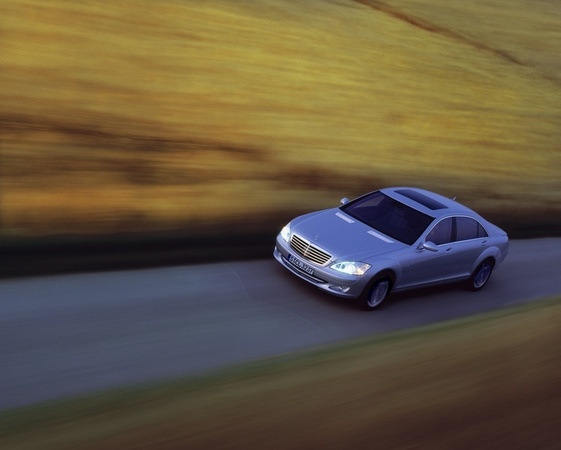 Mercedes-Benz S 350 4MATIC Mercedes-Benz S 350 4MATIC