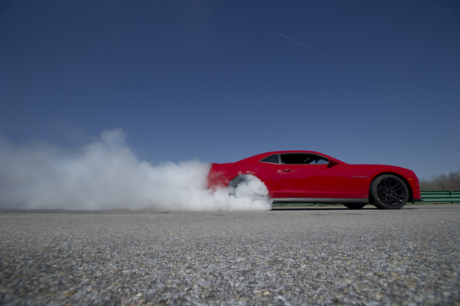 The Camaro ZL1 shares an engine with the Cadillac CTS-V The Camaro ZL1 shares an engine with the Cadillac CTS-V