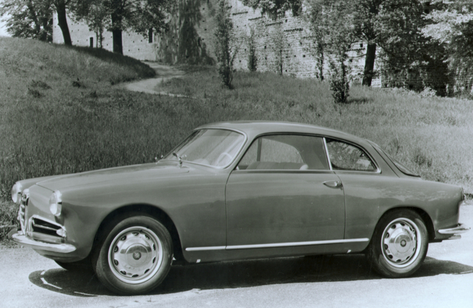 Alfa Romeo Giulietta Sprint Veloce Alfa Romeo Giulietta Sprint Veloce