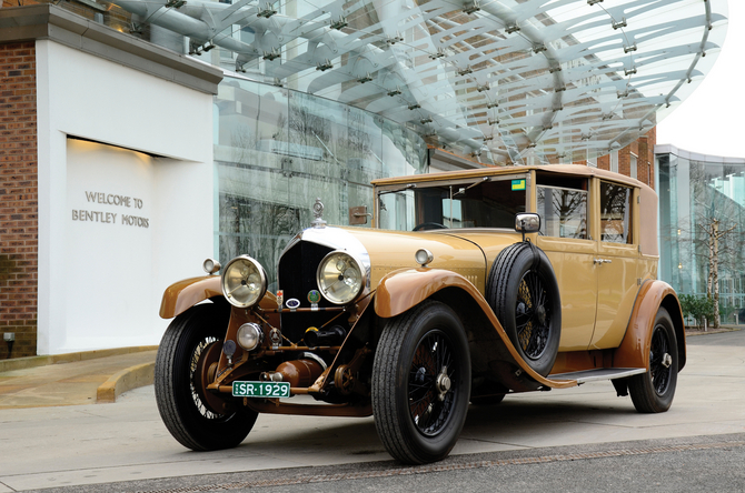 Bentley 6½-Litre Sedanca de Ville by H.J. Mulliner Bentley 6½-Litre Sedanca de Ville by H.J. Mulliner