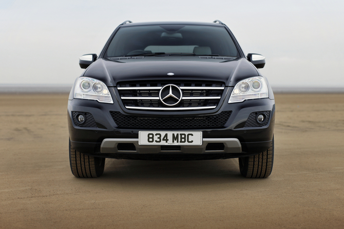 Mercedes-Benz ML300 CDI BlueEFF. Grand Edition Mercedes-Benz ML300 CDI BlueEFF. Grand Edition