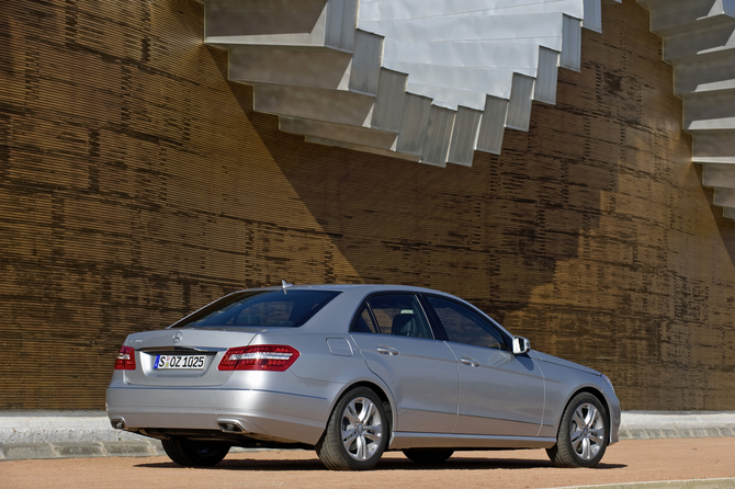 Mercedes-Benz E-Class Gen.5 Mercedes-Benz E-Class Gen.5