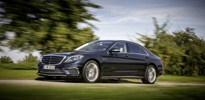 A Mercedes vai lançar o S65 AMG nos Salões de Los Angeles e Tóquio