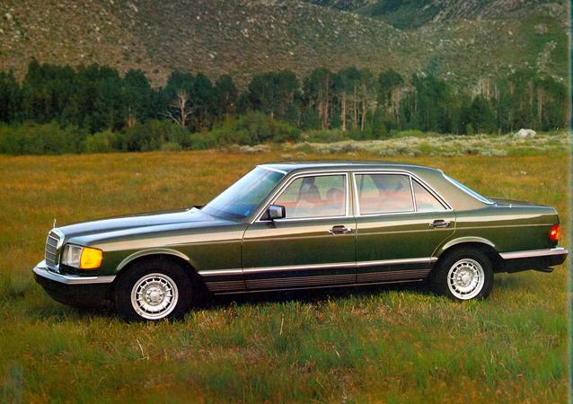 Mercedes-Benz 300 SD TURBODIESEL Mercedes-Benz 300 SD TURBODIESEL