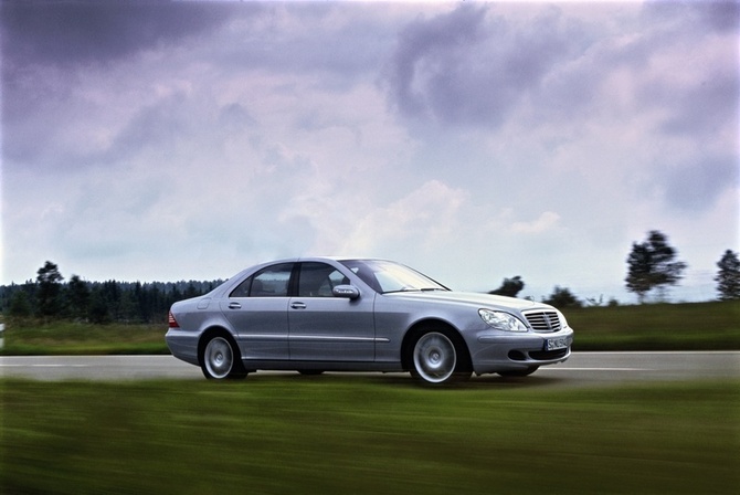 Mercedes-Benz S 600 Mercedes-Benz S 600
