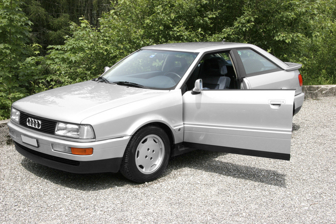 Audi 100 2.3E quattro Audi 100 2.3E quattro