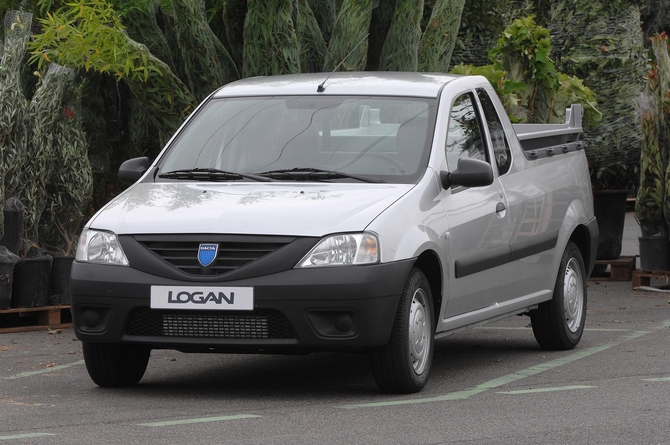 Dacia Logan Pick-Up 1.5 dCi 70cv Pack Dacia Logan Pick-Up 1.5 dCi 70cv Pack
