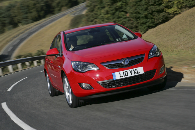 Vauxhall Astra Hatchback 1.7 CDTi 110hp SE Vauxhall Astra Hatchback 1.7 CDTi 110hp SE