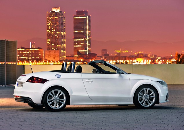 Audi TTS Coupé 2.0 TFSI S tronic Audi TTS Coupé 2.0 TFSI S tronic