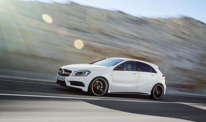 Bernd Mayländer vai conduzir um A45 AMG Bernd Mayländer vai conduzir um A45 AMG