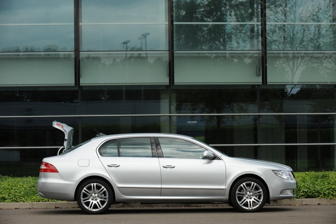 Skoda Superb (modern) Gen.2 Skoda Superb (modern) Gen.2