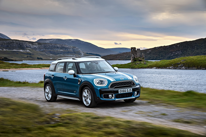 MINI (BMW) Cooper Countryman D ALL4 MINI (BMW) Cooper Countryman D ALL4