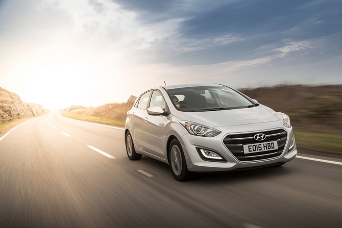 Hyundai i30 1.6 CRDi Hyundai i30 1.6 CRDi