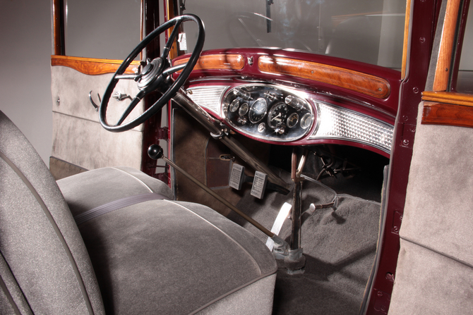 Cadillac V-12 Town Sedan by Fisher Cadillac V-12 Town Sedan by Fisher
