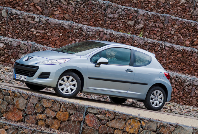 Peugeot 207 Hatchback 1.6 HDi FAP Economique Peugeot 207 Hatchback 1.6 HDi FAP Economique