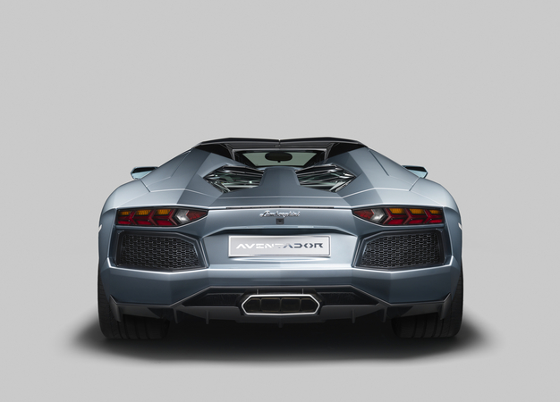 Aventador Gets Droptop Version with Two-Peice Carbon Top Aventador Gets Droptop Version with Two-Peice Carbon Top