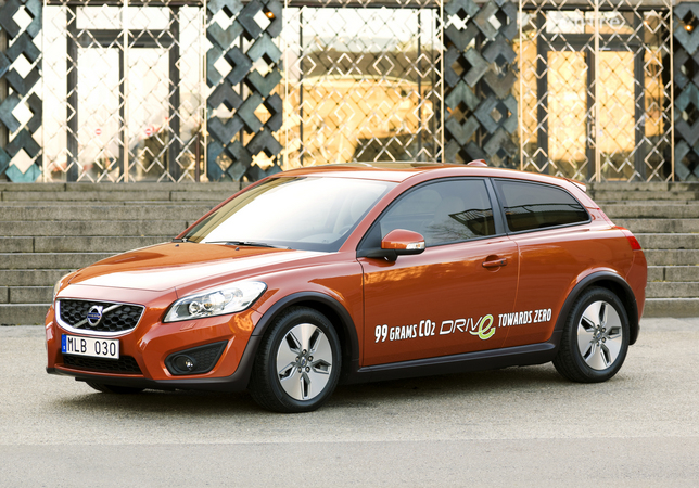 Volvo C30 1.6D DRIVe 99g Start/Stop Momentum Volvo C30 1.6D DRIVe 99g Start/Stop Momentum