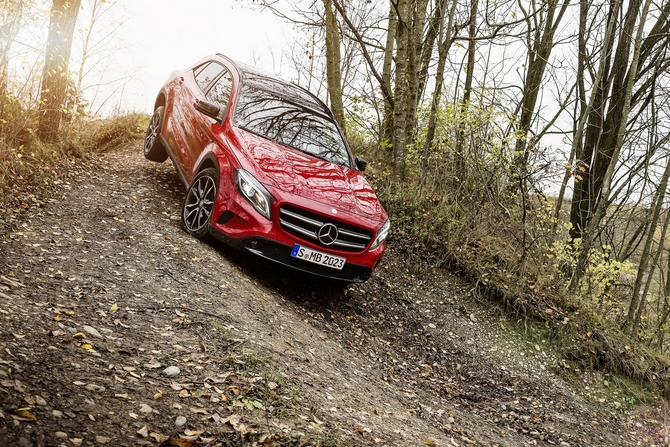 Mercedes-Benz GLA 180 CDI Mercedes-Benz GLA 180 CDI
