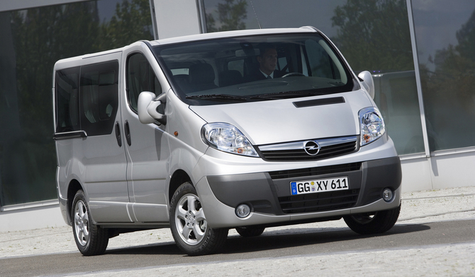 Opel Vívaro Combi 9L 2.9T L2H1 2.0 CDTI 114cv Opel Vívaro Combi 9L 2.9T L2H1 2.0 CDTI 114cv