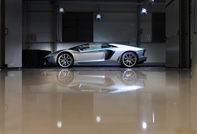 Aventador Gets Droptop Version with Two-Peice Carbon Top Aventador Gets Droptop Version with Two-Peice Carbon Top