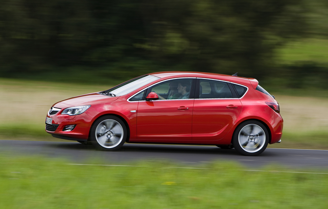 Opel Astra Gen.4 Opel Astra Gen.4