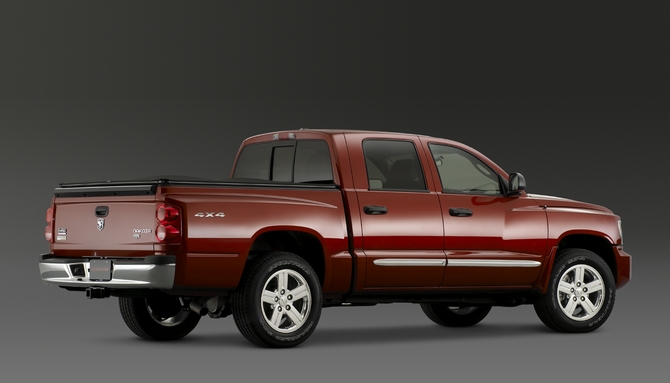 Dodge Dakota Crew Cab 4X4 LARAMIE Dodge Dakota Crew Cab 4X4 LARAMIE