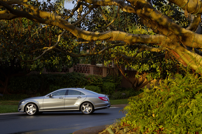 Mercedes-Benz CLS 500 BlueEfficiency 4Matic Mercedes-Benz CLS 500 BlueEfficiency 4Matic