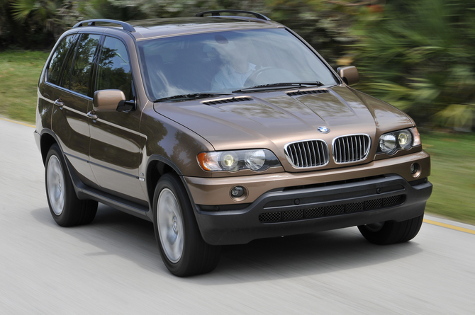 Novos modelos vão usar o novo motor modular da BMW Novos modelos vão usar o novo motor modular da BMW