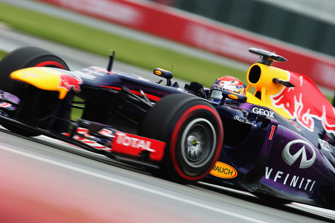 Vettel will start beside Lewis Hamilton with Valtteri Bottas behind him Vettel will start beside Lewis Hamilton with Valtteri Bottas behind him