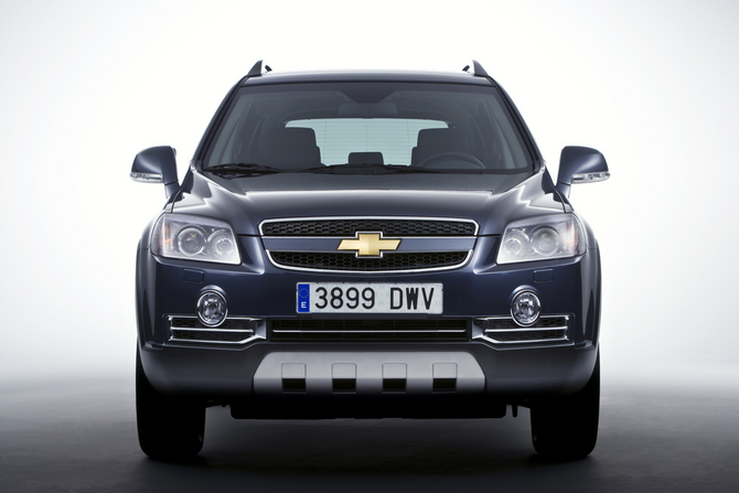 Chevrolet Captiva 2.4 Bi-Fuel 136cv 4x2 Seven Chevrolet Captiva 2.4 Bi-Fuel 136cv 4x2 Seven
