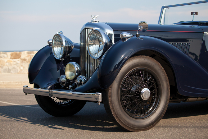 Bentley 4½-Litre Drophead Coupe by H.J. Mulliner Bentley 4½-Litre Drophead Coupe by H.J. Mulliner
