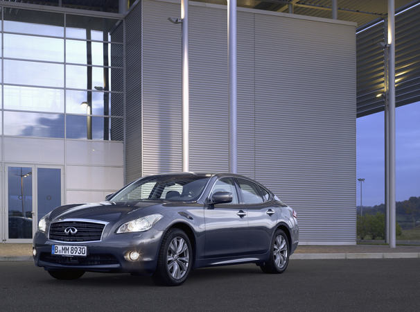 Infiniti M30d GT Infiniti M30d GT