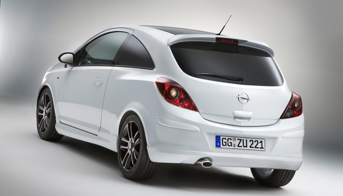 Opel Corsa 1.2 Black Edition Opel Corsa 1.2 Black Edition