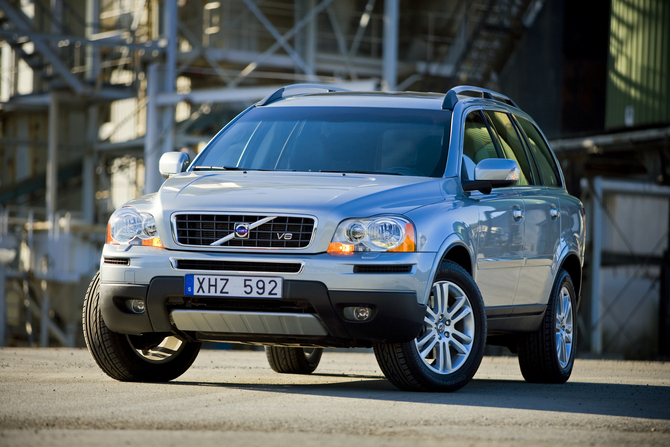 A Volvo pretende focar-se nos motores de quatro cilindros e nos híbridos A Volvo pretende focar-se nos motores de quatro cilindros e nos híbridos