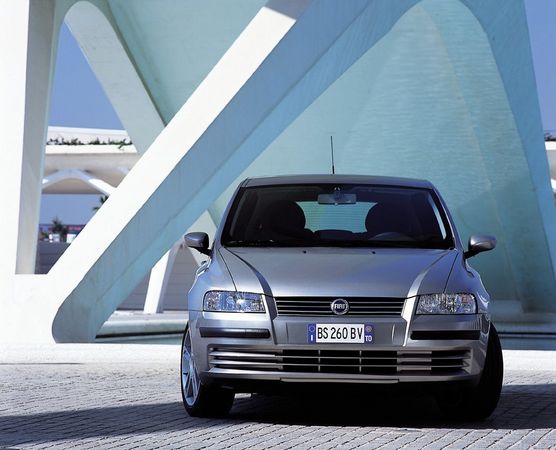 Fiat Stilo 1.9 JTD Dynamic Fiat Stilo 1.9 JTD Dynamic