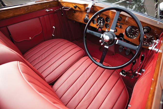 Bentley 4½-Litre Drophead Coupe by H.J. Mulliner Bentley 4½-Litre Drophead Coupe by H.J. Mulliner