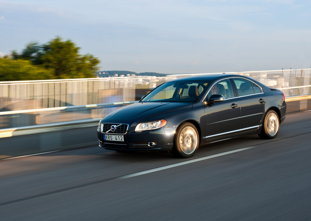 Volvo S80 T5 Momentum Volvo S80 T5 Momentum