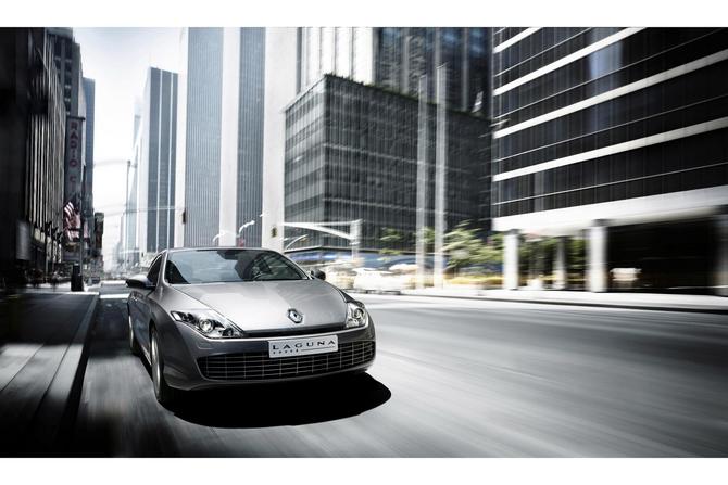 Renault Laguna Coupé 3.5 V6 Renault Laguna Coupé 3.5 V6