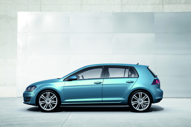 Er sieht aus wie ein Golf, teilt aber Komponenten mit dem A3. Er sieht aus wie ein Golf, teilt aber Komponenten mit dem A3.