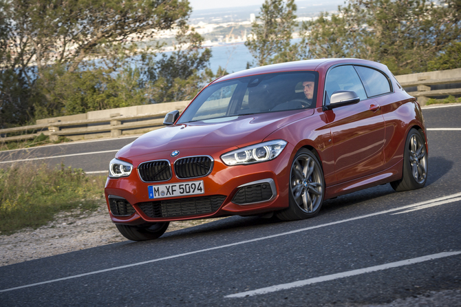 BMW M135i xDrive Steptronic BMW M135i xDrive Steptronic