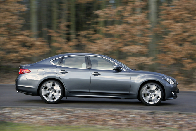 Infiniti M37 Premium GT Infiniti M37 Premium GT
